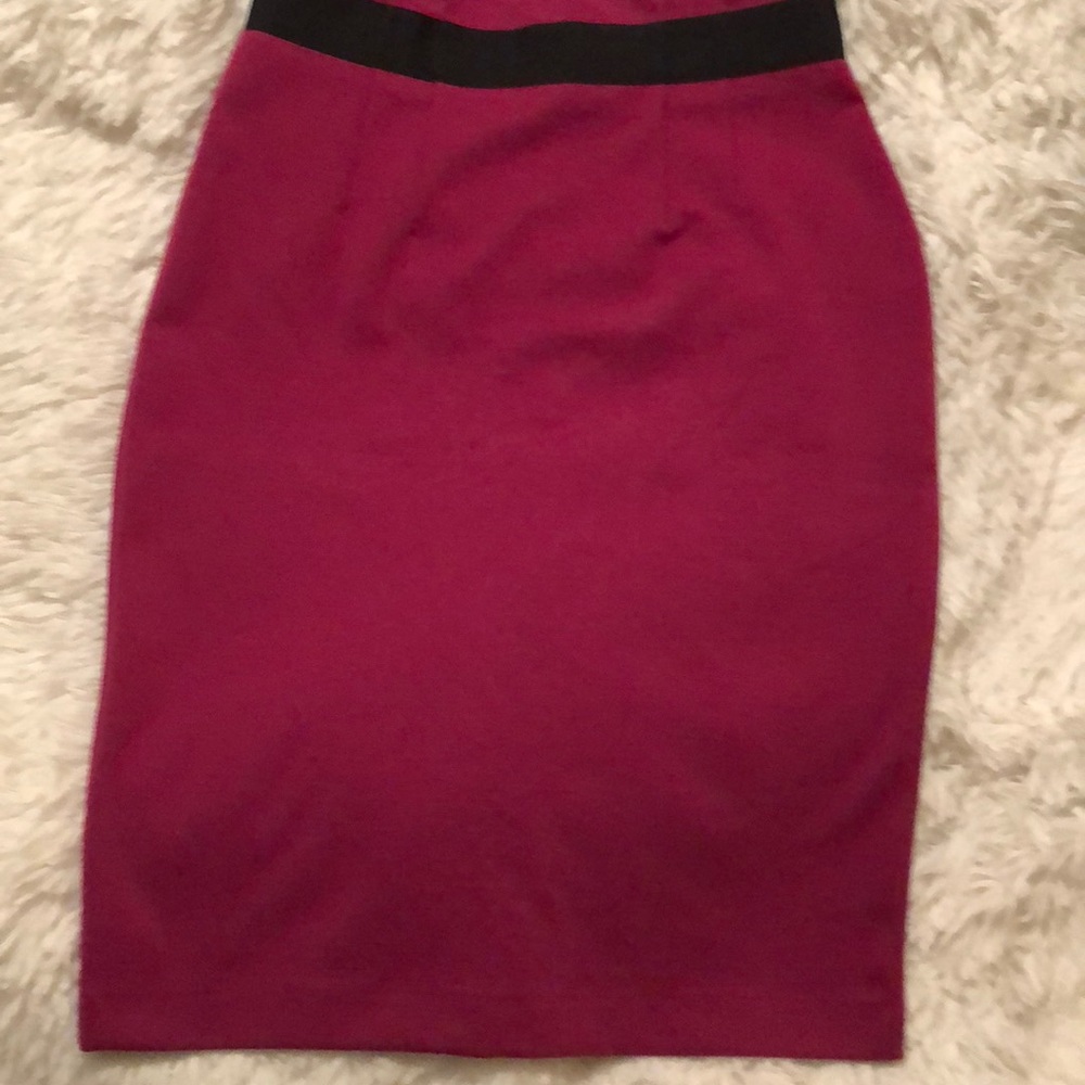 Fuchsia high waisted skirt —size 2